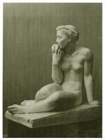 photo-ancienne-d-eve-assise-n-b.jpg